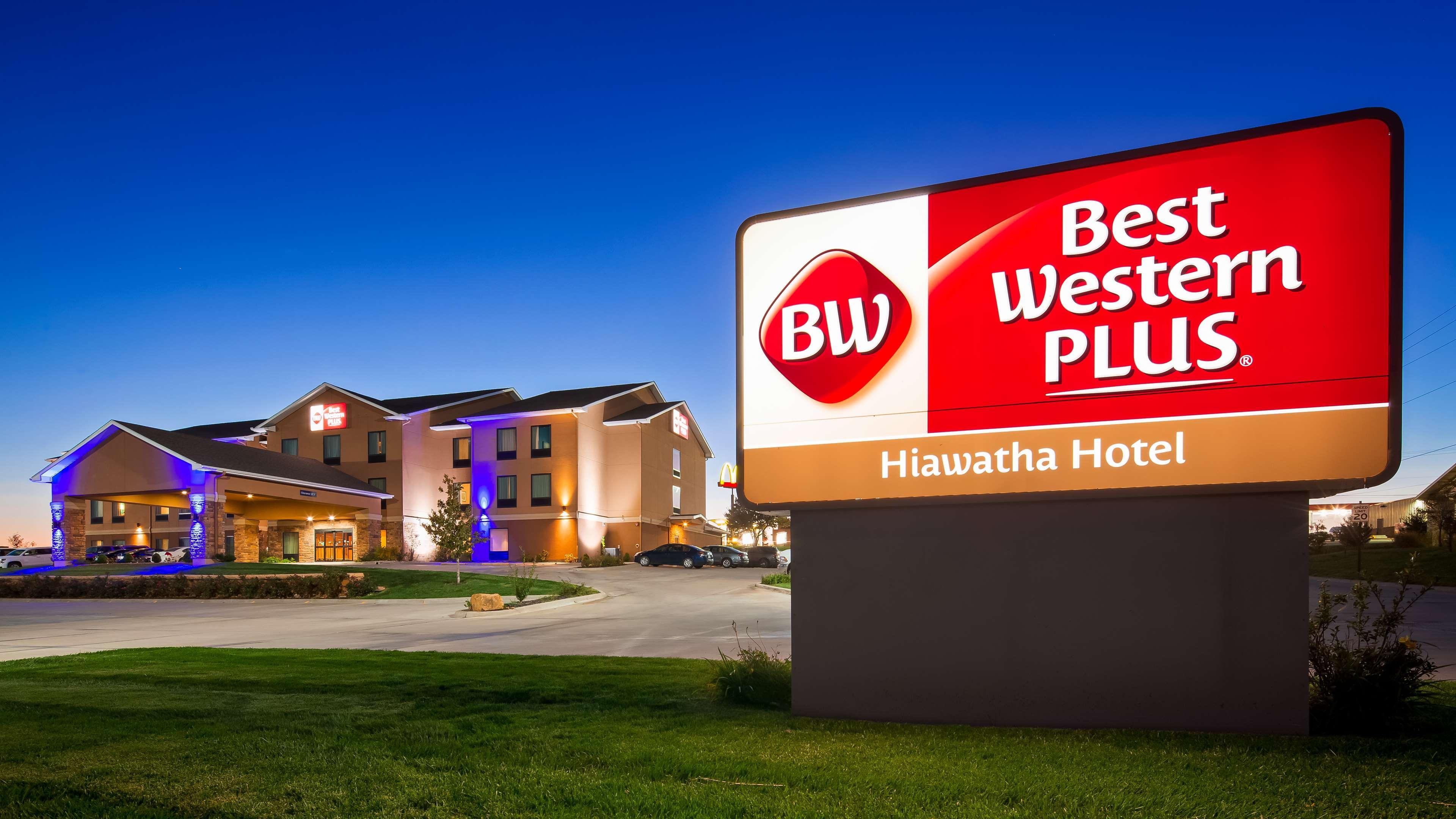 Best Western Plus Hiawatha Hotel Zewnętrze zdjęcie